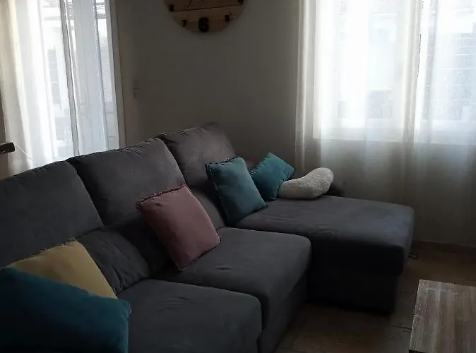 Villa J Et V